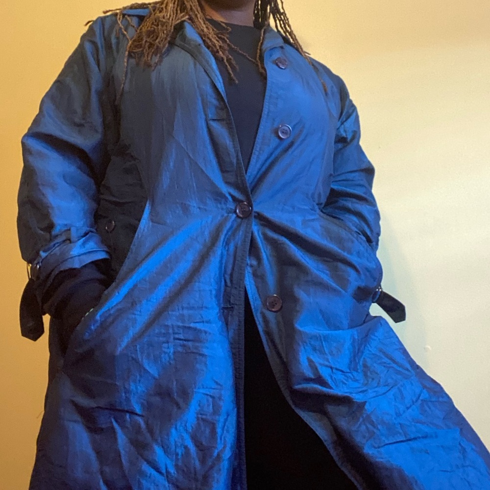 Vintage 90s Y2K style trenchcoat